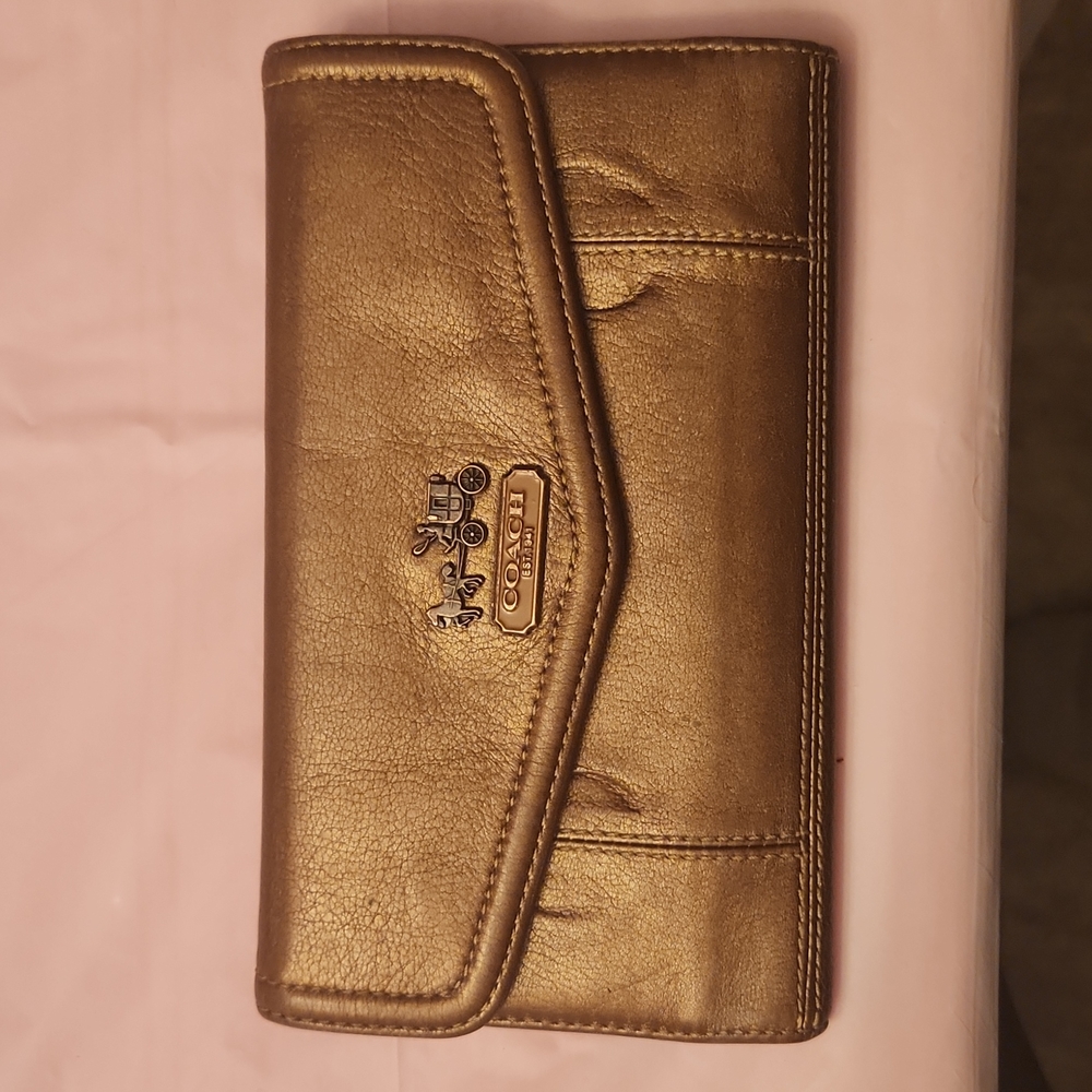 COACH Madison Metallic Wallet - Washington Seller